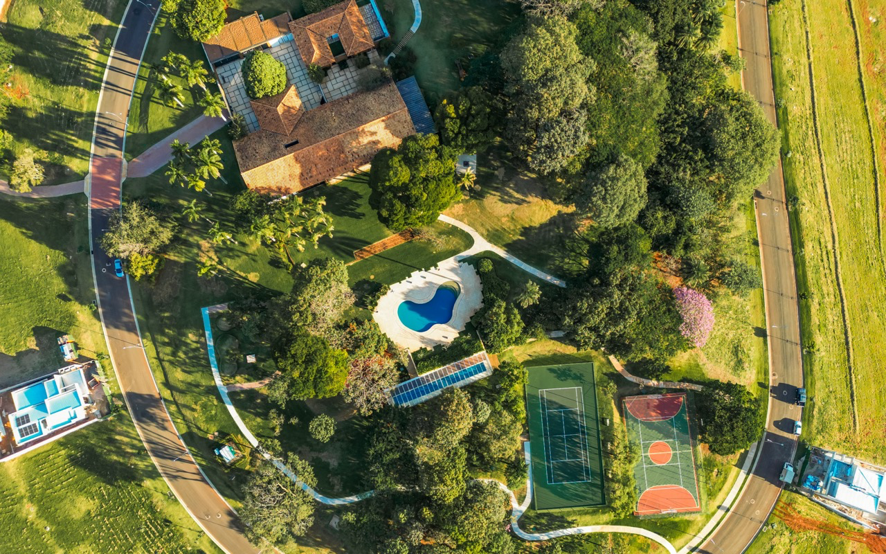 Terreno cercado de áreas verdes em Jaguariúna — foto 4