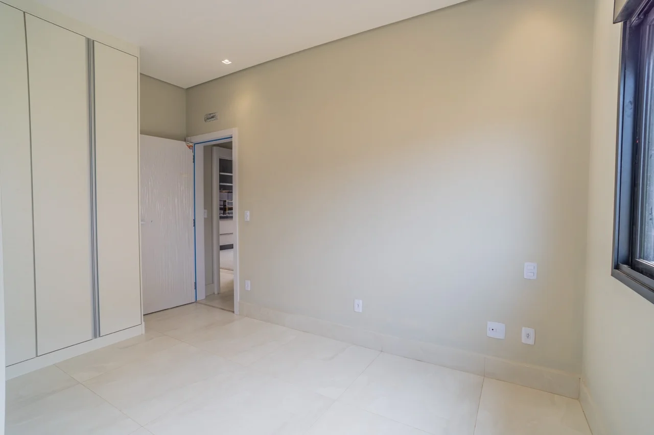 Casa Moderna com Spa em Condomínio — foto 34