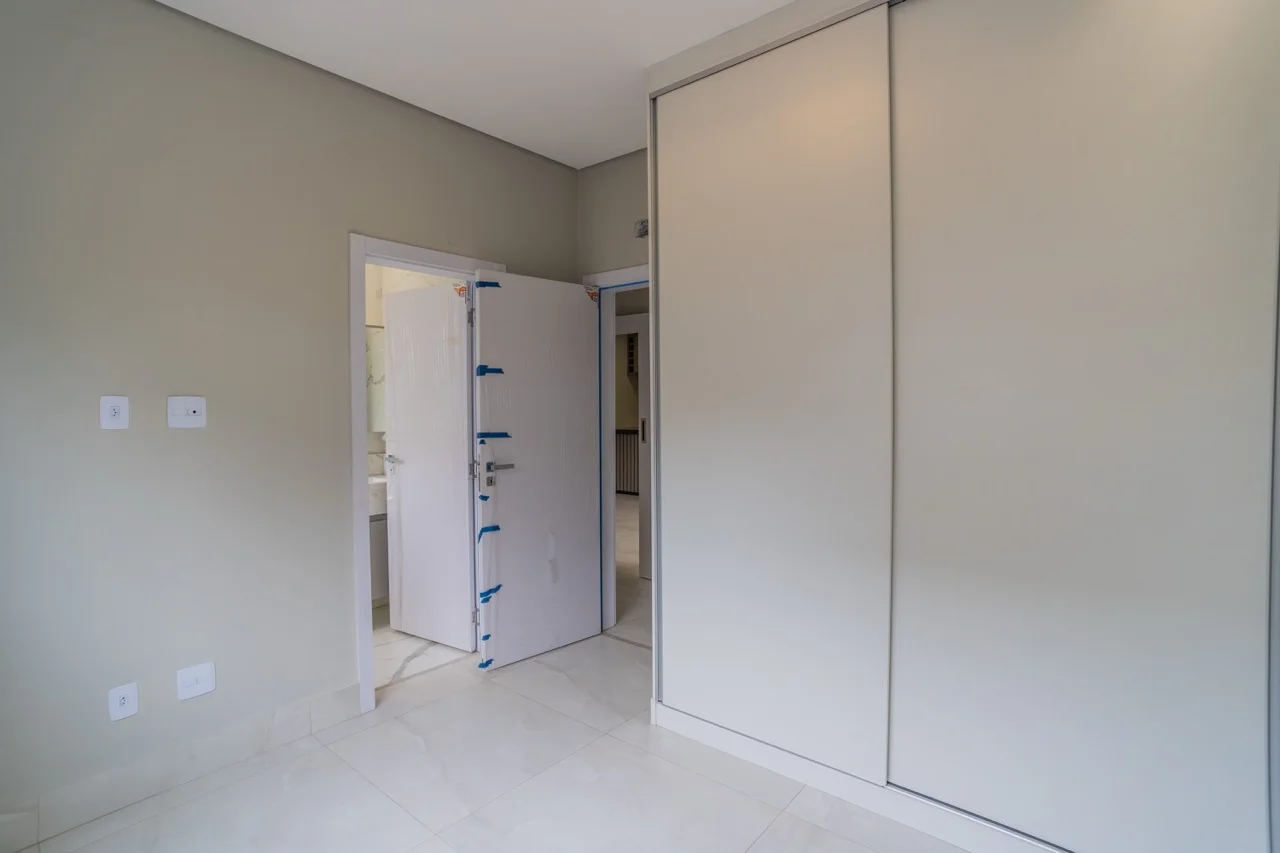 Casa Moderna com Spa em Condomínio — foto 38